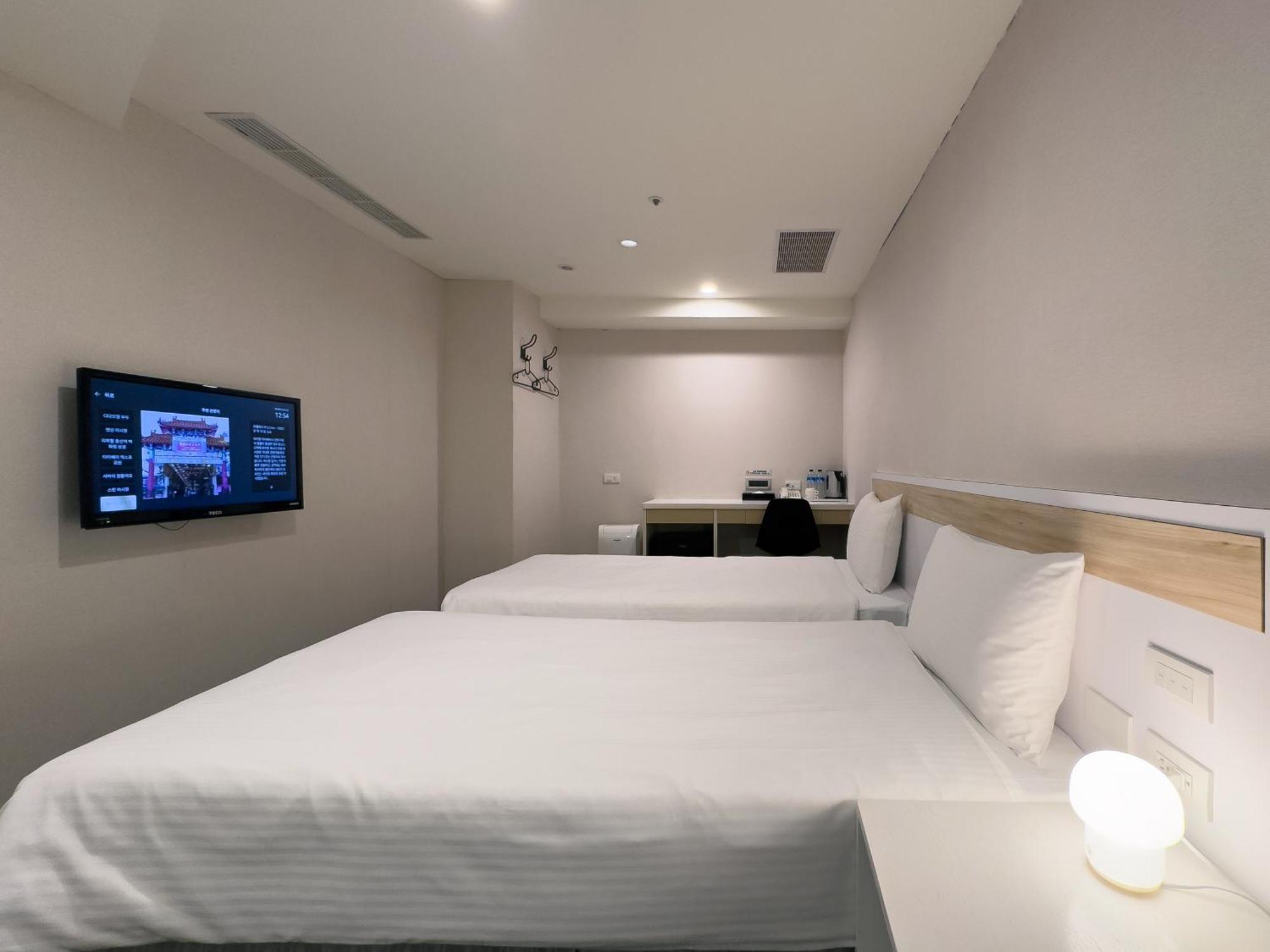 9ine Hotel Taipeh Exterior foto